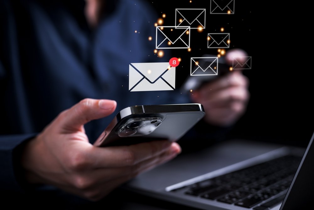 Receiving Emails on the Phone